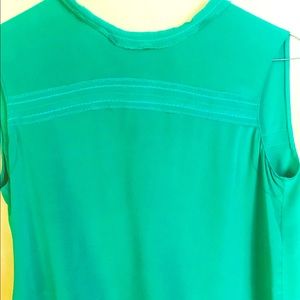 Green Prada blouse!! 😍😍